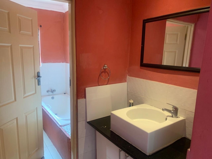 3 Bedroom Property for Sale in Mabopane Unit M North West